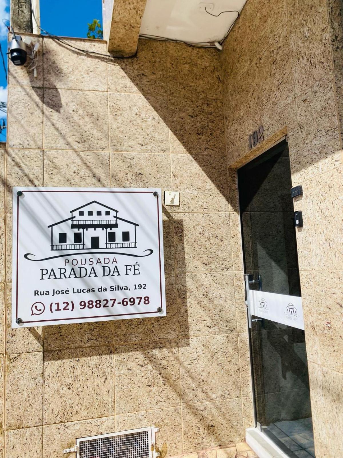 Parada Da Fe Hotel *